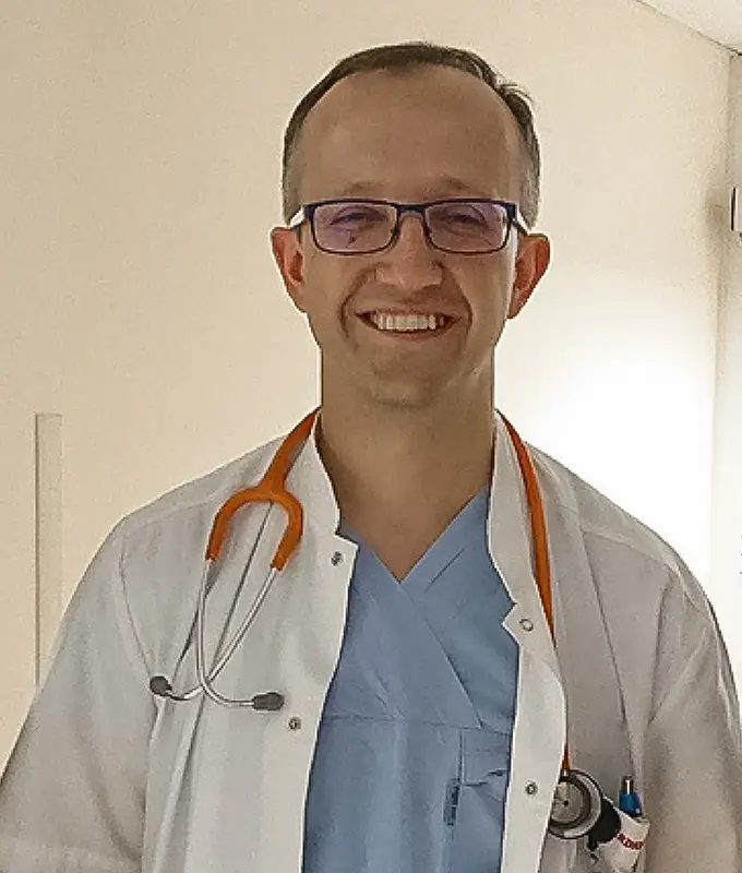 lek. med. Dariusz Surman